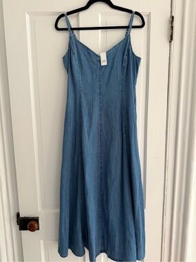 NWT Gap denim dress - size M